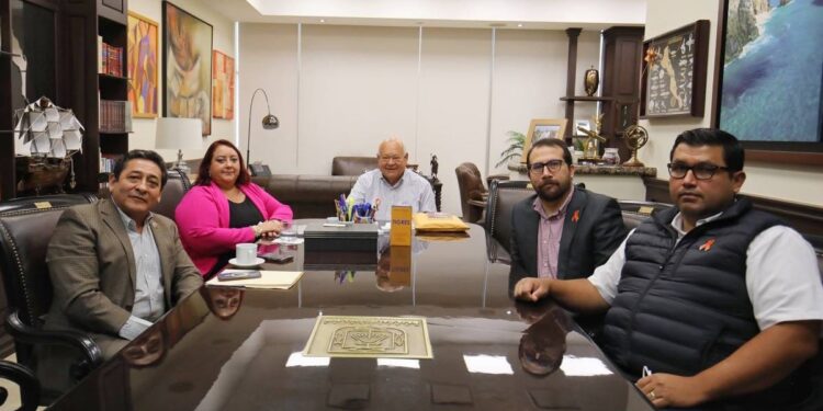  REUNIÓN ENTRE AUTORIDADES ELECTORALES Y GOBIERNO DE BAJA CALIFORNIA SUR PARA EL PROCESO ELECTORAL CONCURRENTE 2023-2024