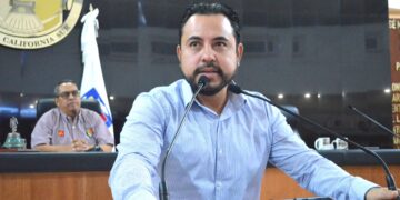 Llama diputado Christian Agúndez a buscar soluciones para que familias tengan agua en los 5 municipios de BCS