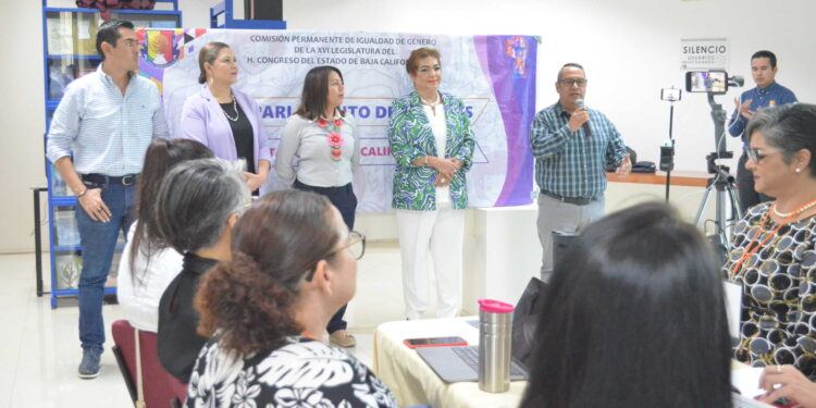 Reconoce LAD que aún falta trabajar más para que la igualdad sea sustantiva en BCS