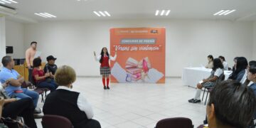 JÓVENES PARTICIPAN EN EL PRIMER CONCURSO ESTATAL DE POESÍA JUVENIL