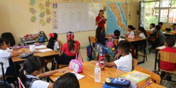 CONSERVA BCS, CON MÁS DE 120 MIL ALUMNOS, COBERTURA UNIVERSAL EN PRIMARIA Y SECUNDARIA