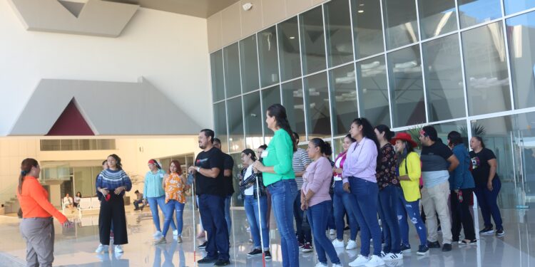 PREPARA SEP A 250 DOCENTES QUE ATIENDEN