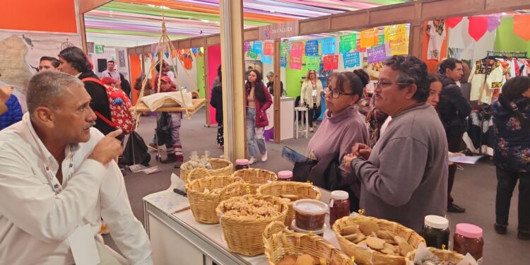 INICIA PARTICIPACIÓN DE TODOS SANTOS, LORETO Y SANTA ROSALÍA EN TIANGUIS DE PUEBLOS MÁGICOS