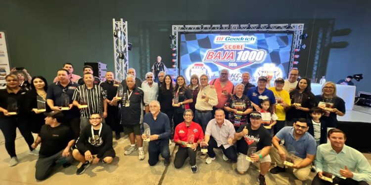 RECONOCEN A SUDCALIFORNIANOS DESTACADOS DEL OFF ROAD EN BCS DURANTE LA BAJA 1000