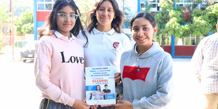 FOMENTA SALUD ESTATAL LA PARTICIPACIÓN DE LAS JUVENTUDES EN LA PREVENCIÓN DE ADICCIONES  