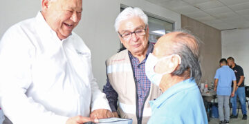 BENEFICIA GOBIERNO ESTATAL A MÁS DE 800 SUDCALIFORNIANOS CON APOYOS DE MOVILIDAD Y AUXILIARES AUDITIVOS