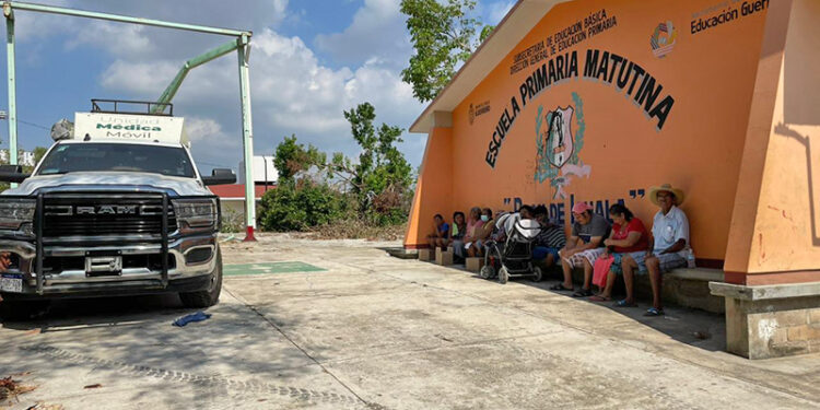 BRIGADA SUDCALIFORNIANA DE SALUD SIGUE REFORZANDO ATENCIÓN DE DAMNIFICADOS EN GUERRERO