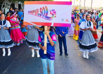 Participarán 400 deportistas paceños en el Desfile del 20 de Noviembre