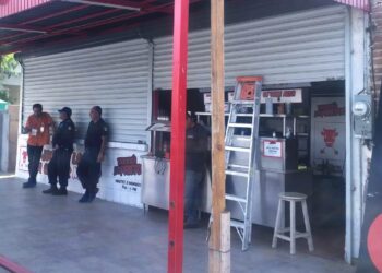 Realiza Ayuntamiento liberación de la vía pública en comercios