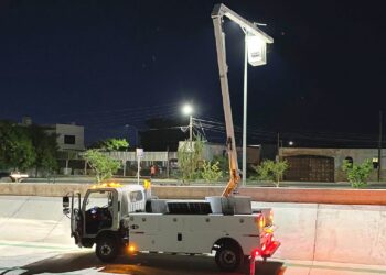 Reinstala Servicios Públicos más de 100 paneles solares en el Canalecón