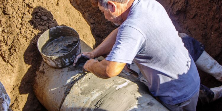 Repara OOMSAPAS La Paz fugas del Acueducto 2