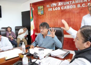 Aprobaron el punto de acuerdo presentado por el XI regidor Roberto Jiménez, mediante el cual se aprueban los estudios de conveniencia y factibilidad de las ciudades nacionales e internacionales a hermanar