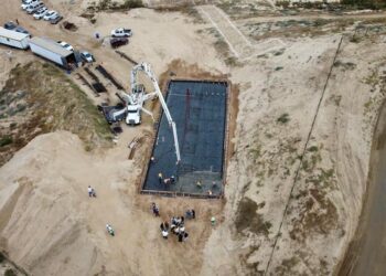 Cerrando fuerte este año 2023 con la entrega de obras y con los trabajos de concreto hidráulico de la segunda planta desaladora de 250 litros por segundo, ubicada en la delegación de Cabo San Lucas