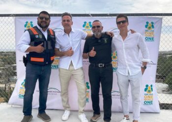 Llevaron a cabo un recorrido para verificar los avances del Centro Comunitario de la colonia Caribe Bajo