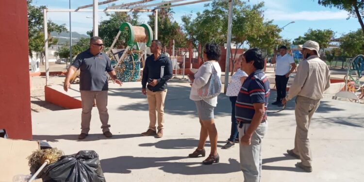 Se realizó un recorrido por el parque Manos Solidarios de la colonia El Arenal para llevar a cabo la rehabilitación del espacio público y vialidades