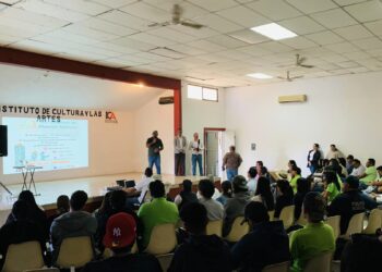 Tuvieron a bien realizar el acto de inauguración del 1er Festival de Plantas Nativas, realizado en la delegación de Miraflores