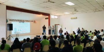 Tuvieron a bien realizar el acto de inauguración del 1er Festival de Plantas Nativas, realizado en la delegación de Miraflores