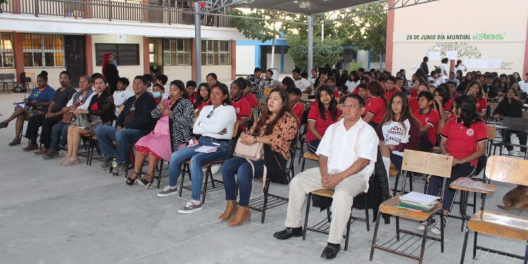 Llevaron a cabo la conferencia “Participación de los pueblos y comunidades indígenas y afroamericanas en el contexto social”