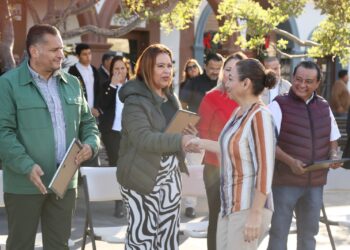 Sealizaron la entrega de reconocimientos al personal sindicalizado del Gobierno del Estado con más de 20 años de servicio.