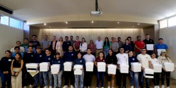 UABCS entrega 1 millón de semillas de ostión a productores de Comondú