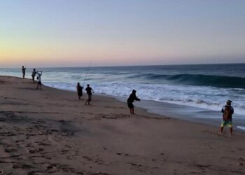 Torneo de Pesca Deportiva “La Orilla de la Baja”, evento realizado en la playa de Migriño que tuvo un acumulado en premios de más de $180 mil pesos