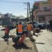 Continúan trabajando en el mantenimiento de las principales vialidades de la zona urbana en Cabo San Lucas.