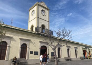 Cubrirá en tiempo y forma el pago de aguinaldo para todas las personas trabajadoras del municipio, ya que hay finanzas sanas, así lo dio a conocer el secretario general municipal Ariel Castro Cárdenas