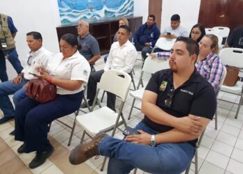 El director municipal de Asuntos Jurídicos, Legislativos y Reglamentarios José Guadalupe Higuera Espinoza, convocó a responsables de las diferentes dependencias para exponer las situaciones que aquejan a habitantes de dicho lugar