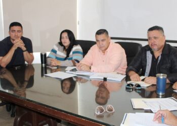 El próximo jueves 07 y viernes 08 de diciembre de 07:00 a 10:00 de la mañana, para efectuar labores de limpieza general que incluyen barrido manual