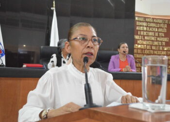 Llama Diputada María Moreno a instituciones y sociedad a informar a las juventudes sobre prácticas sexuales responsables