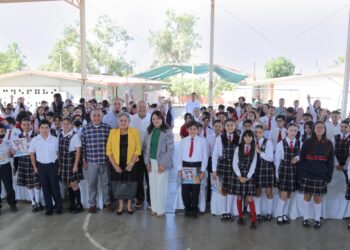 Fomentar valores en niños y niñas fortalece su ética: Gobernador Víctor Castro Cosío participó en el programa “La Ética es parte de todos”