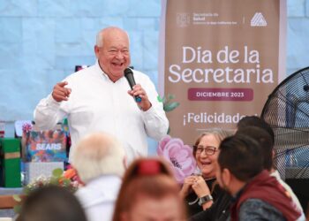 RECONOCE GOBERNADOR VMCC, A SECRETARIAS Y SECRETARIOS DEL SECTOR SALUD