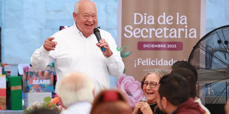 RECONOCE GOBERNADOR VMCC, A SECRETARIAS Y SECRETARIOS DEL SECTOR SALUD