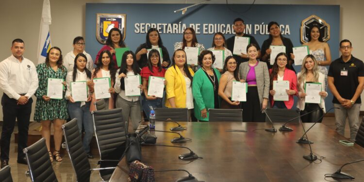 ASIGNA SEP PLAZAS DEFINITIVAS A DOCENTES DE EDUCACIÓN ESPECIAL