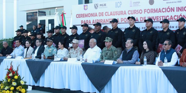 RECONOCE GOBERNADOR VCC, A ELEMENTOS DE LA PGJE DESTACADOS EN PERFIL DE INVESTIGACIÓN