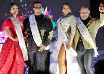 Fernanda Loya gana el título de Reina del Carnaval La Paz 2024