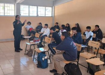 SECUNDARIA DE LORETO RECIBE PLÁTICAS PREVENTIVAS DE LA POLICÍA ESTATAL CIBERNÉTICA 