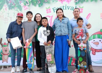 Sonrisas y emoción en el último festival “Navidad en tu Colonia”