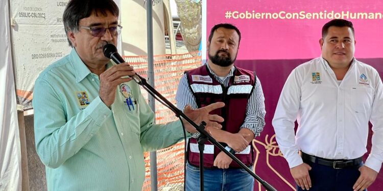 Inicio a la obra de interconexión de red de agua potable y drenaje en lo que será la nueva Clínica Hospital del ISSSTE en Cabo San Lucas
