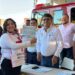 El alcalde del XIV Ayuntamiento de Los Cabos, Oscar Leggs Castro, realizó la entrega del recurso económico al H. Cuerpo de Bomberos del Municipio