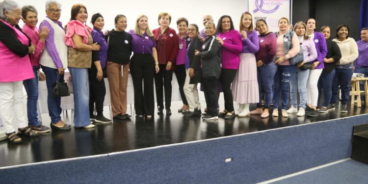 El proyecto para la construcción del Centro Oncológico de Los Cabos impulsado por la II regidora del XIV Ayuntamiento de Los Cabos, Irene Galindo Román, continúa consolidándose