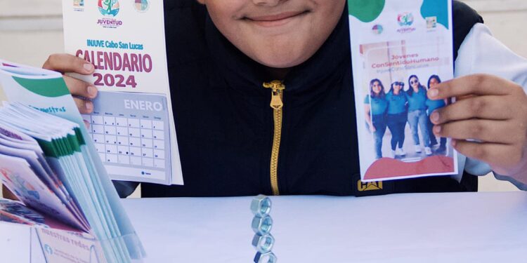 Se realiza la colocación de módulos con temas sobre violencia, adicciones, embarazo en adolescentes, enfermedades de trasmisión sexual y métodos anticonceptivos,