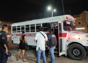todas las personas transportistas deben acatar la ley y cumplir con lo establecido en los reglamentos. 