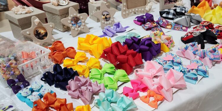 Arranca Expo Artesanos actividades con 25 productores locales