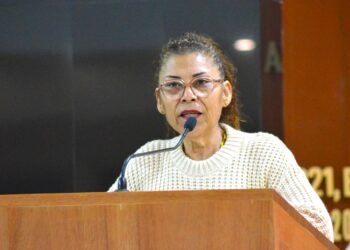 “Debemos visibilizar la problemática y con toda responsabilidad inhibir la inseguridad en las escuelas”: Diputada María Guadalupe Moreno Higuera