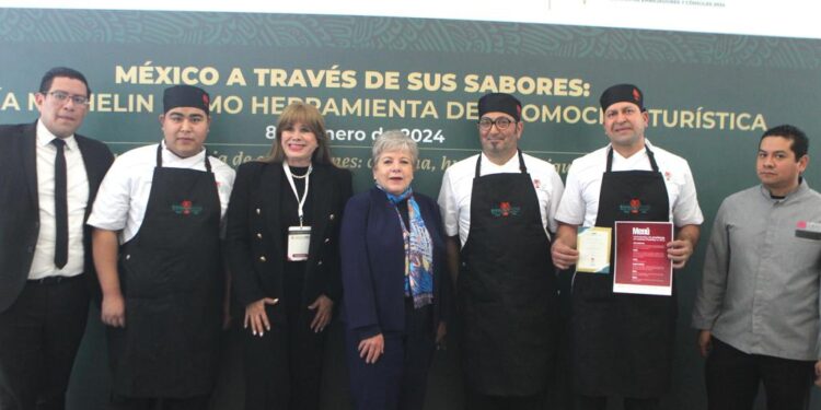 GASTRONOMÍA Y CULTURA DE BCS DESTACAN EN REUNIÓN DE EMBAJADORES Y CÓNSULES