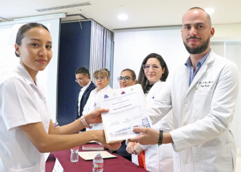 CONTRIBUYE HOSPITAL SALVATIERRA A LA FORMACIÓN DE PERSONAL DE ENFERMERÍA CON CONCIENCIA SOCIAL