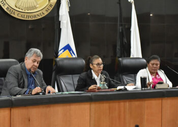 Recibe Congreso iniciativa del Ejecutivo de Ley de Atención Prehospitalaria de BCS