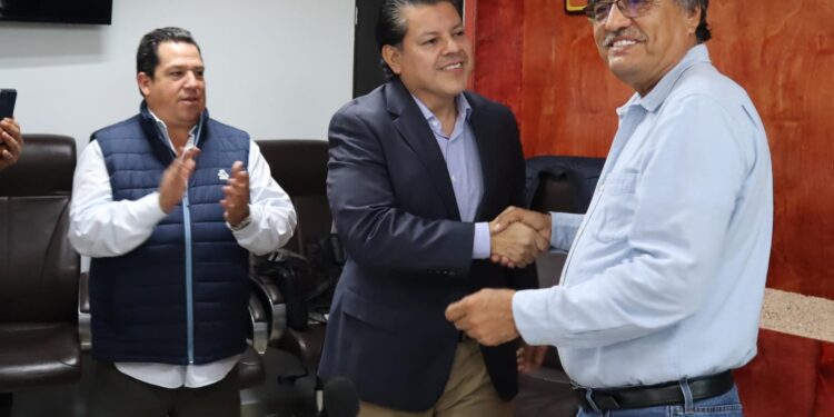 De manera unánime el pleno aprobó el punto de acuerdo relativo a la ratificación del titular del Organismo Descentralizado DIF Los Cabos.