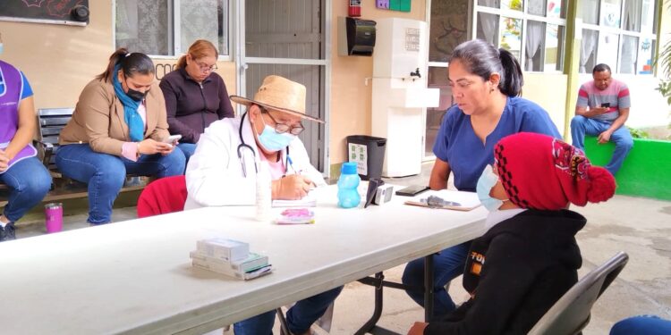 Jornada médico-social en La Candelaria: Gobierno de Los Cabos y SEMAR ofrecen servicios de salud en zonas rurales